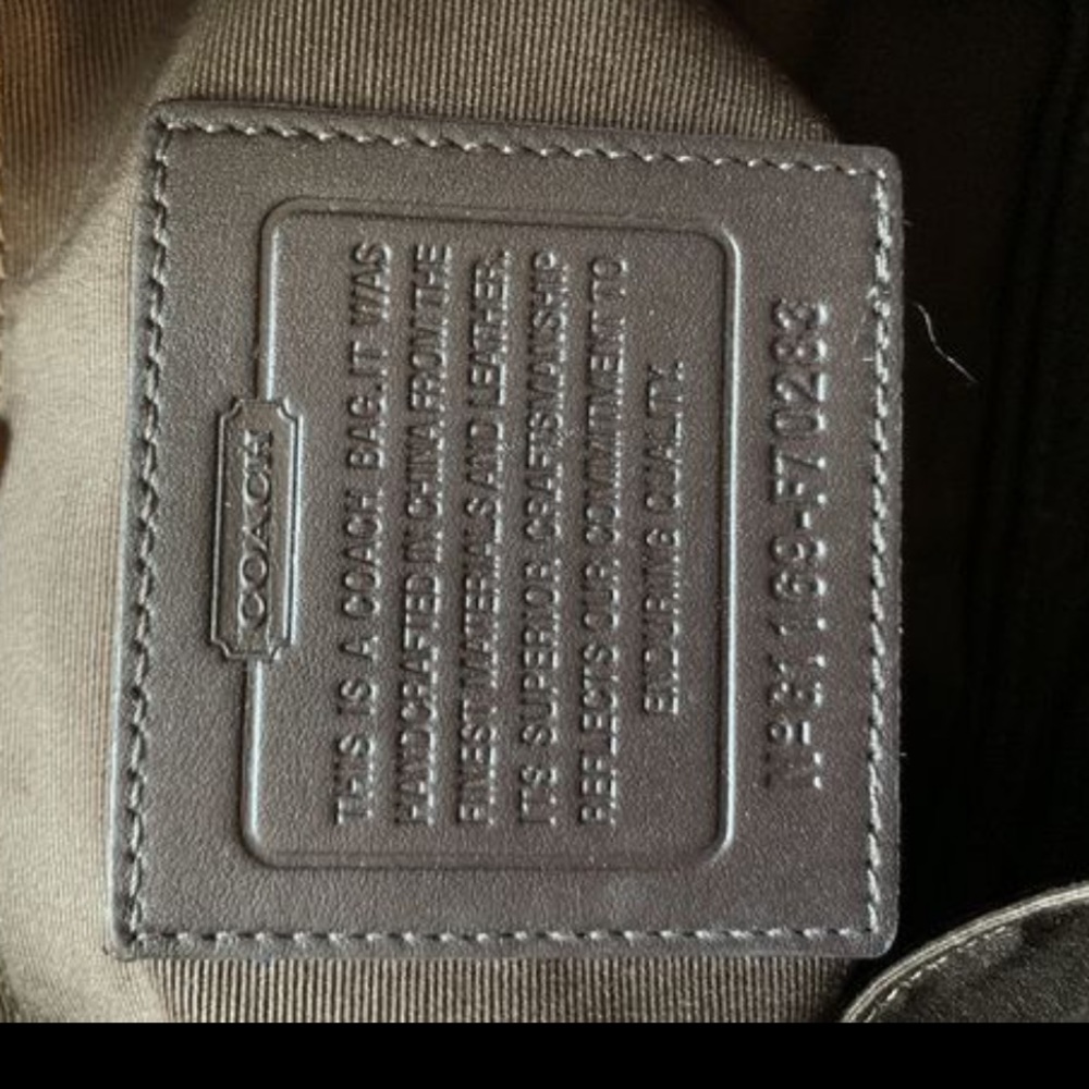 Coach - Picture 3 of 4